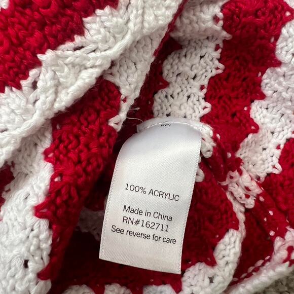 Red white and blue crochet - Picture 5 of 5